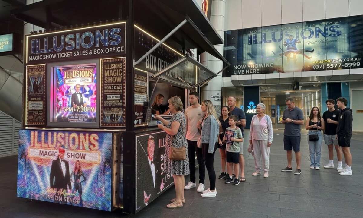 Matt Hollywood Unveils a Brand-New World-Class Magic Spectacular on the Gold Coast, Australia