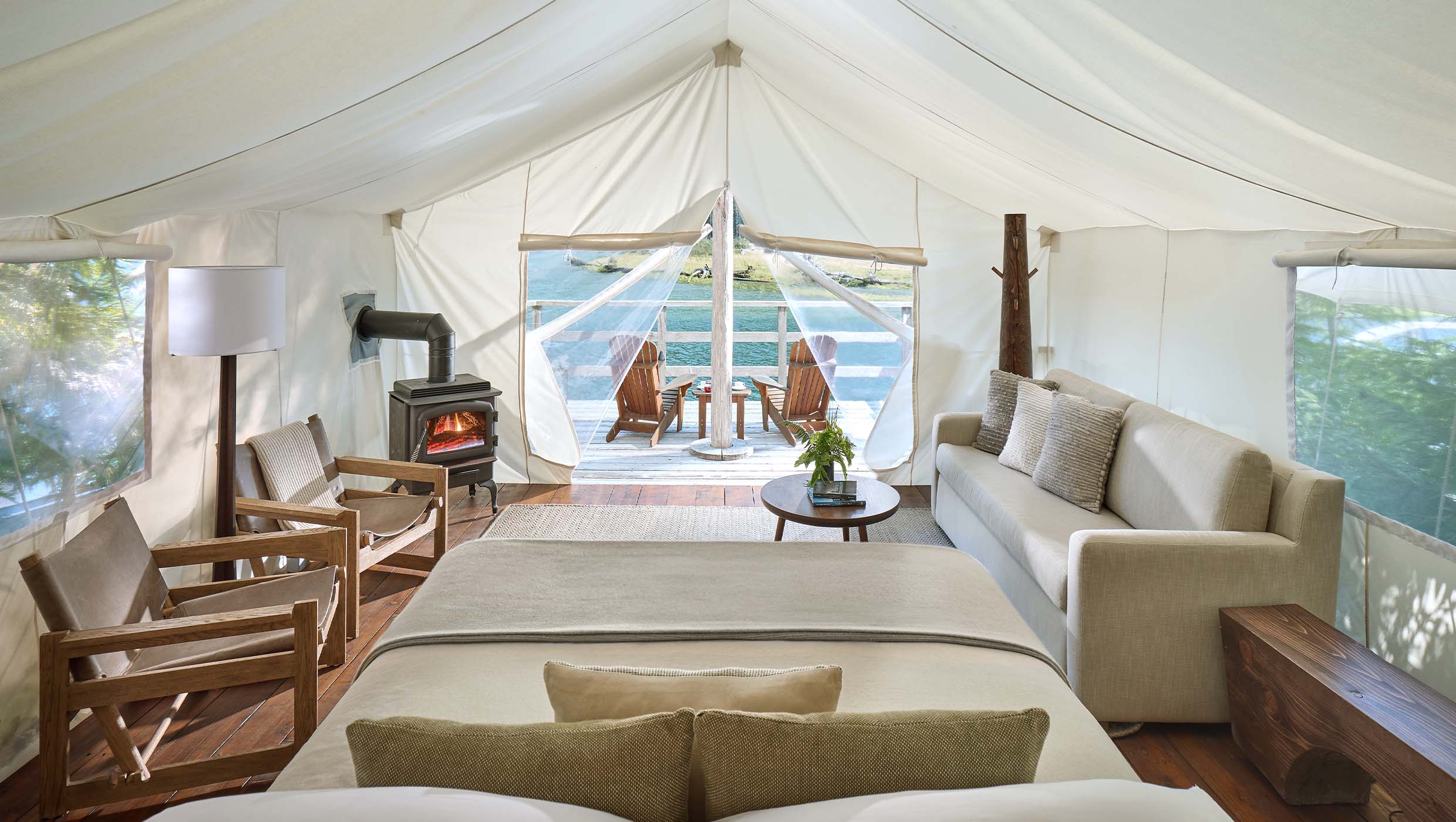 Glamping in absolute luxury - Canada