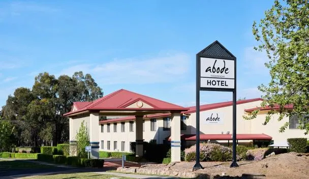 Abode Tuggeranong entry