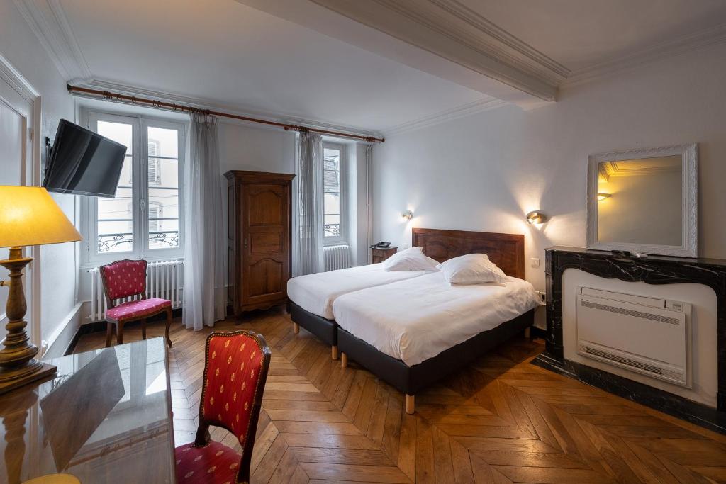 Hôtel des Tonneliers - good size clean rooms