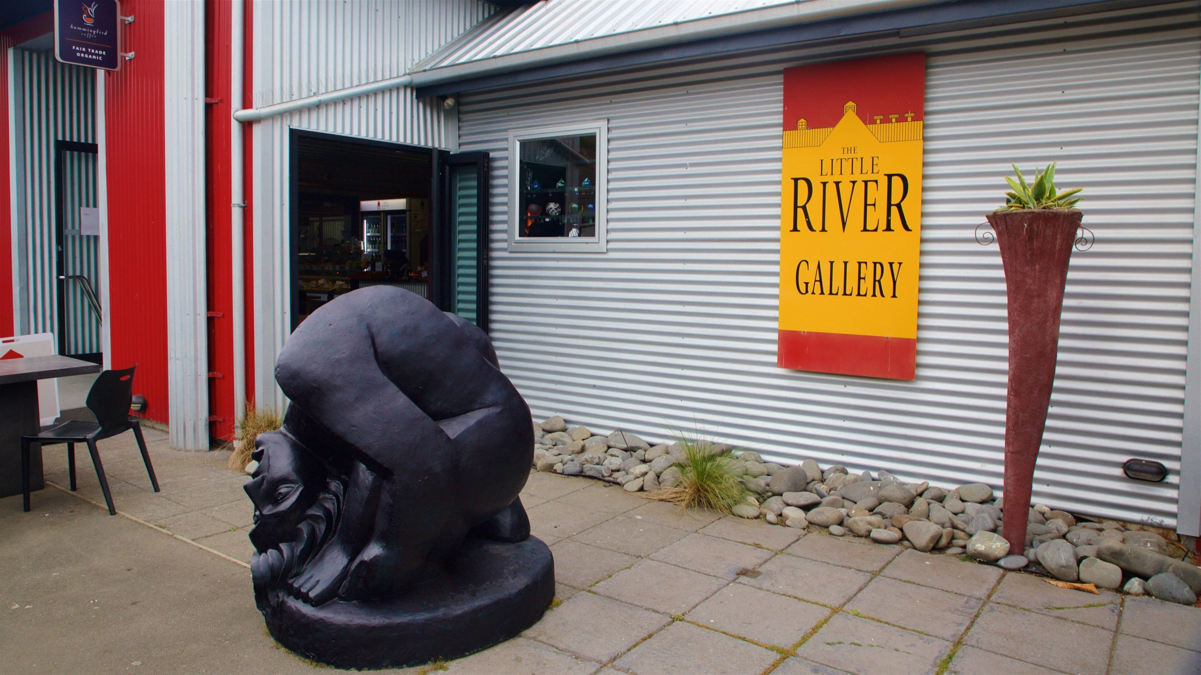 Little River Gallery right next door