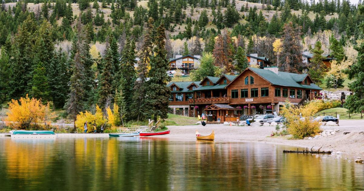 Pyramid Lake Lodge, Jasper, Canada