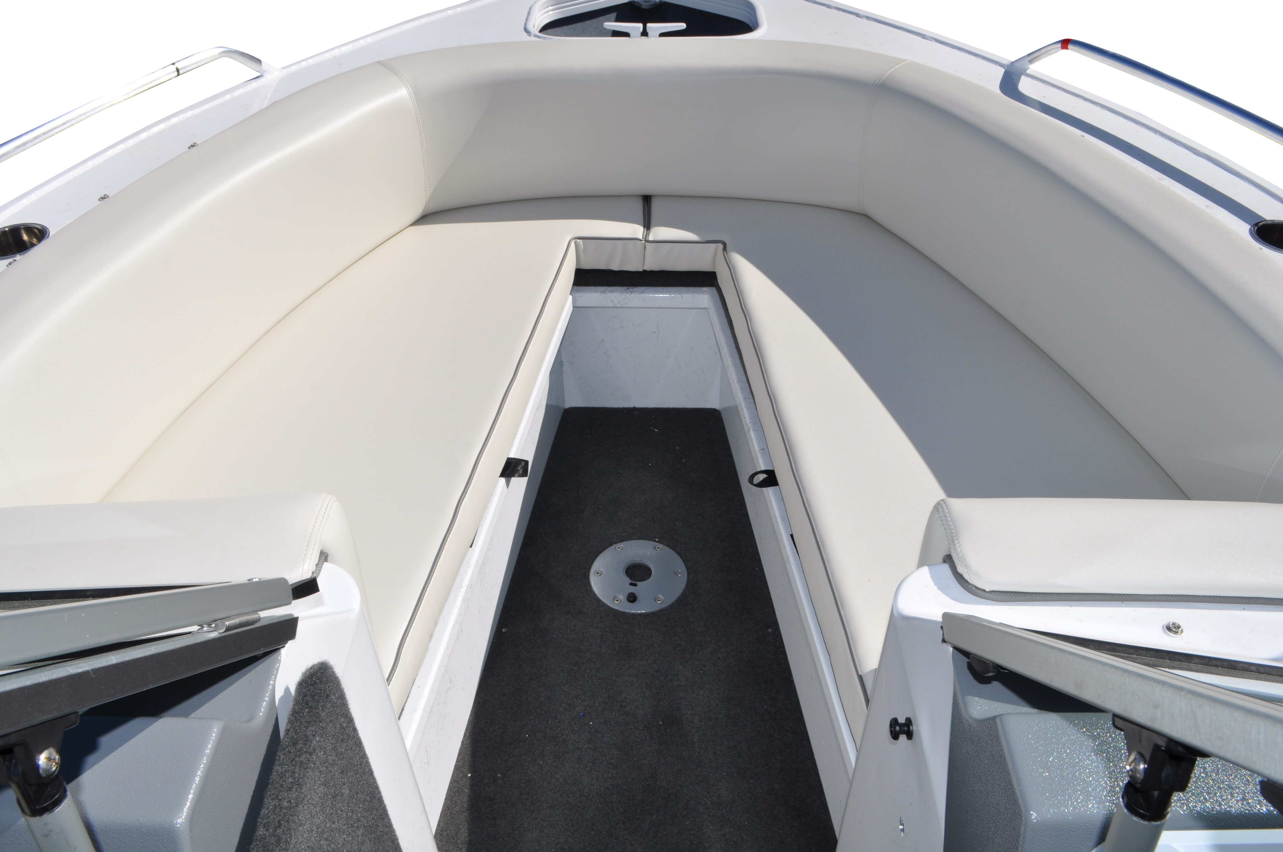 One Boat, Several Personalities (3)