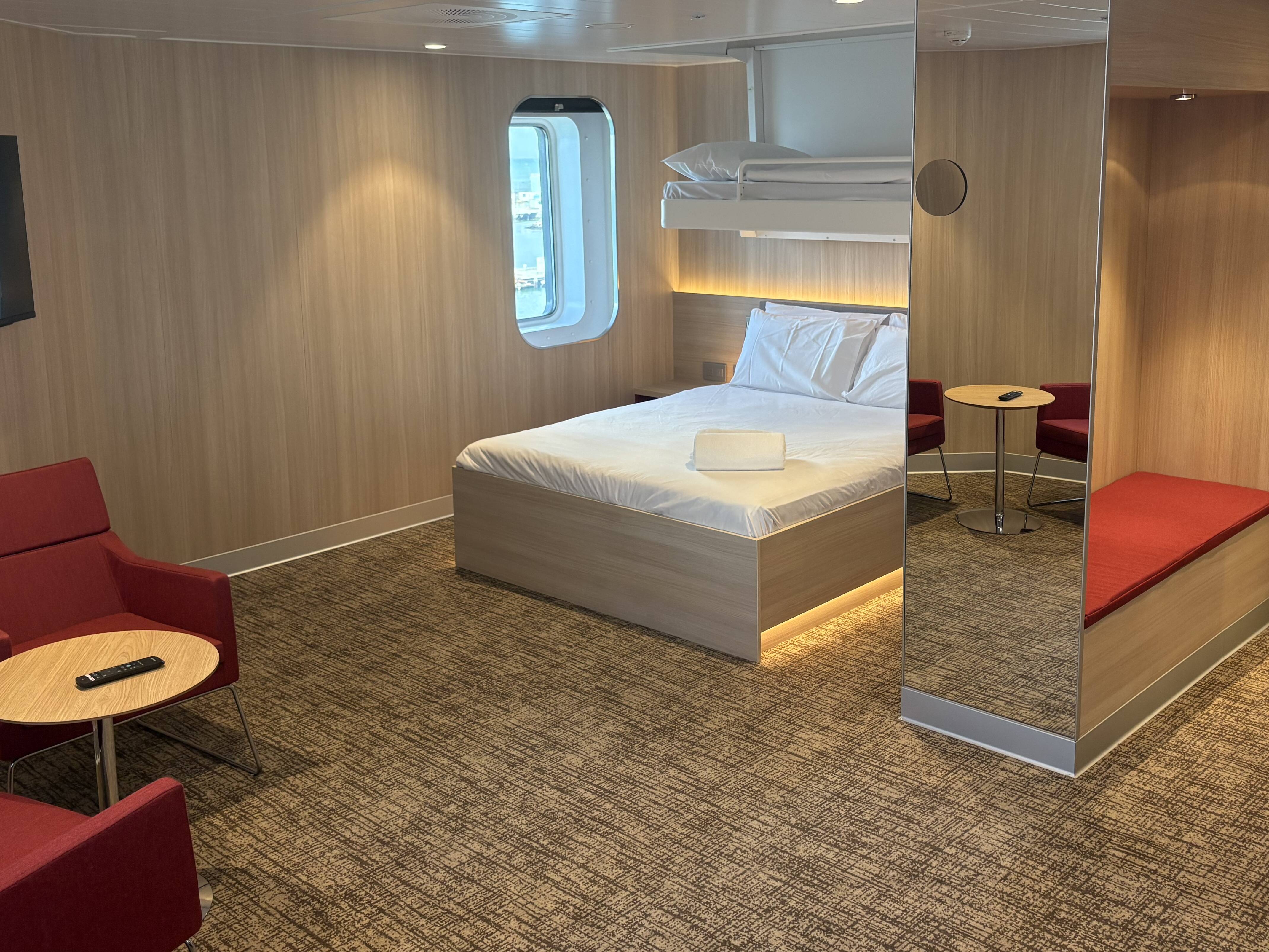 Luxury full suite accommodation