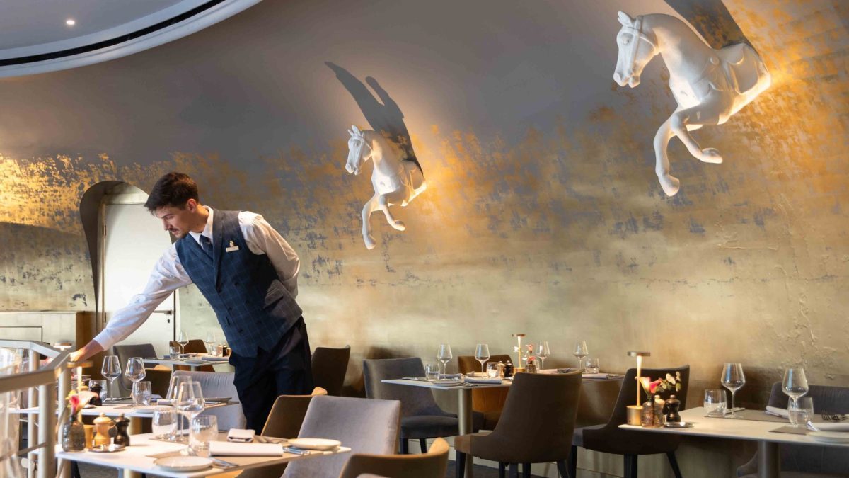 Le Chantecler Restaurant is an dining 'experience'
