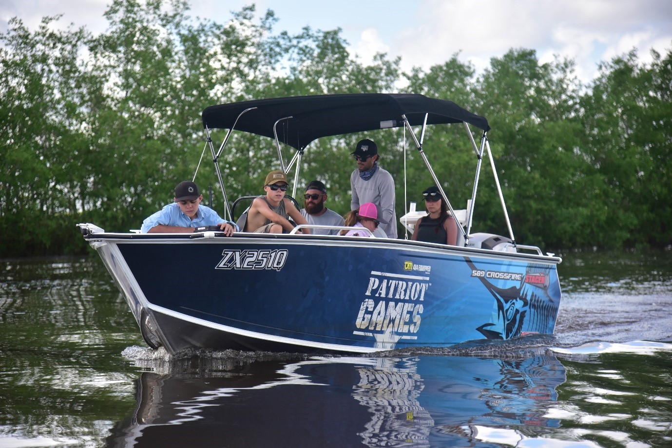 Stacer 589 Crossfire - entire Patriot Games family enjoying the water