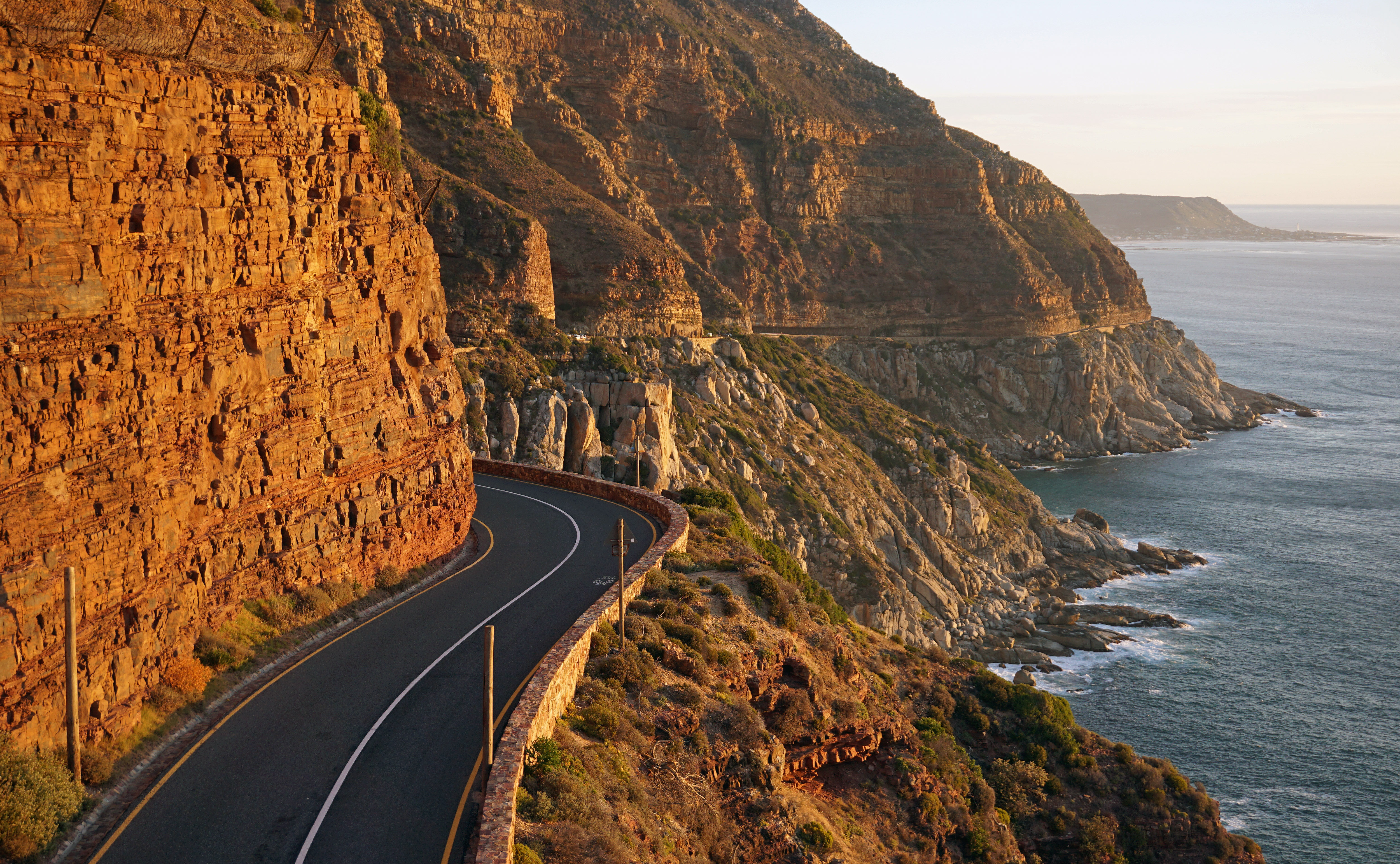 Cape Town, Before heading east, take a drive along the famous Chapman's Peak Drive