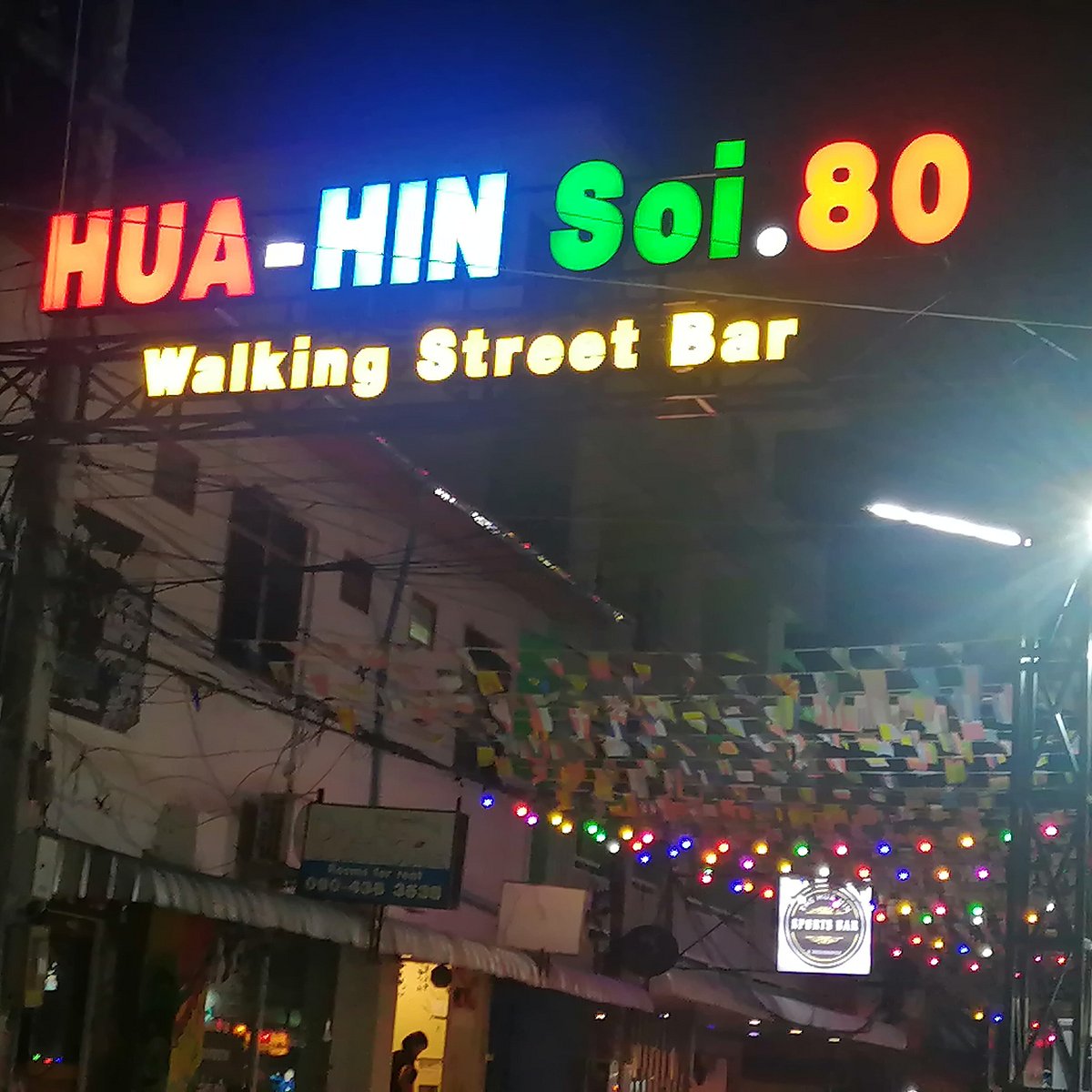 Hua Hin, Soi 80 - Walking Street Bar
