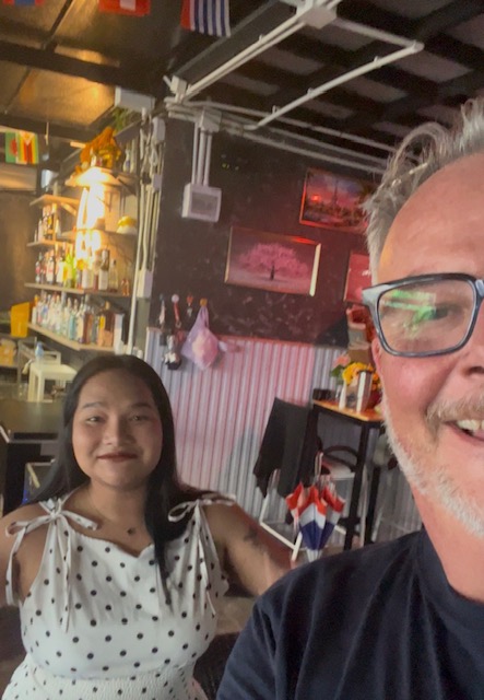 Ing from Soi 80 'The Secret Bar' kindly gave me a cooking lesson